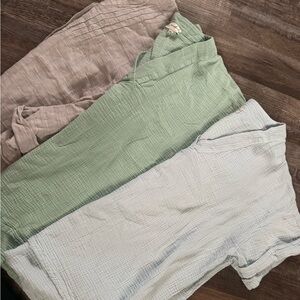Set of Three Textured Shirts in Green, Gray, and Light Blue